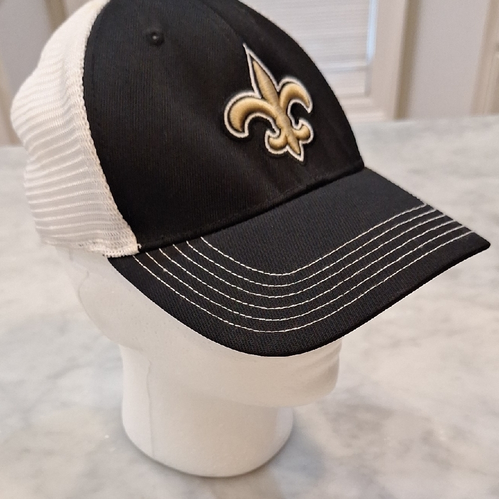 NFL Team Apparel Saints‎ White Trucker Hat Cap Football One Size Stretch